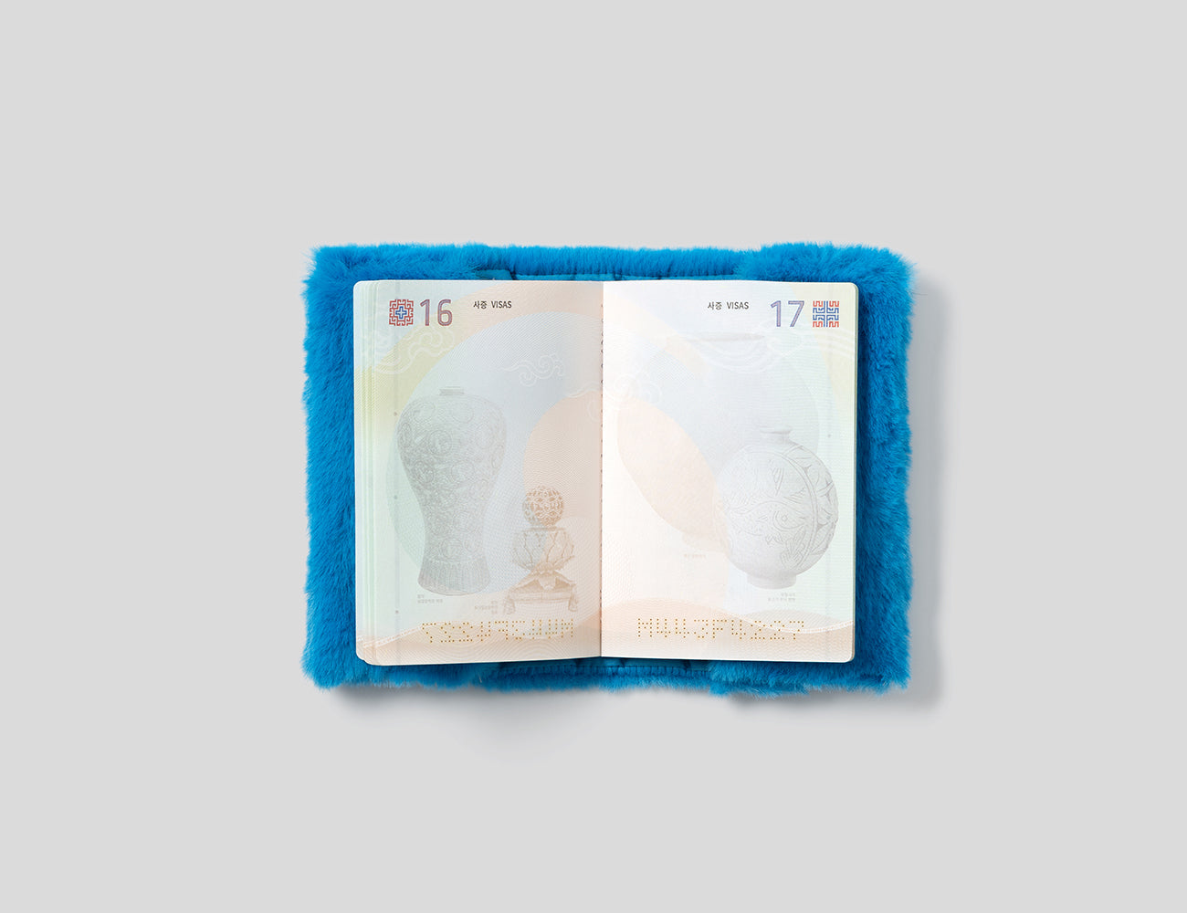 kkotbam fluffy passport case