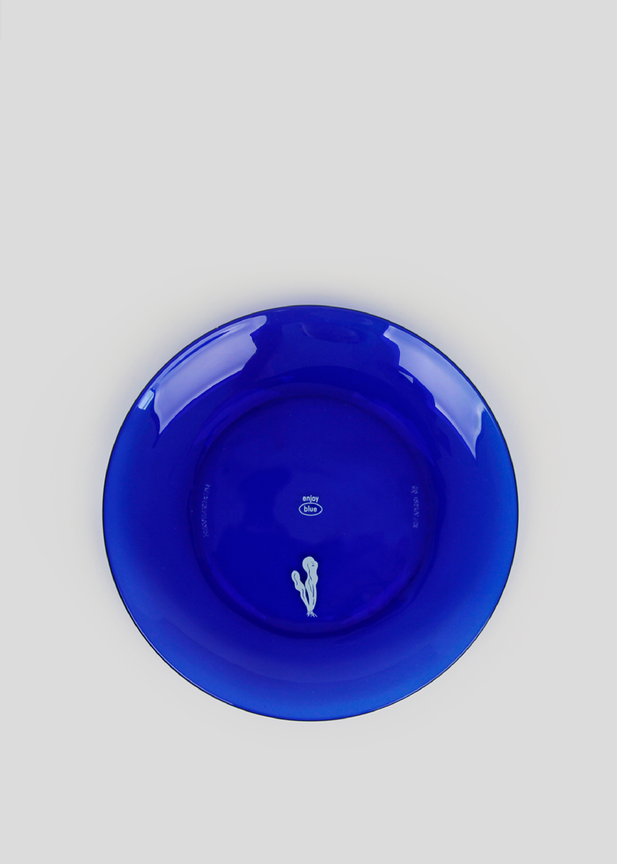 blue plate
